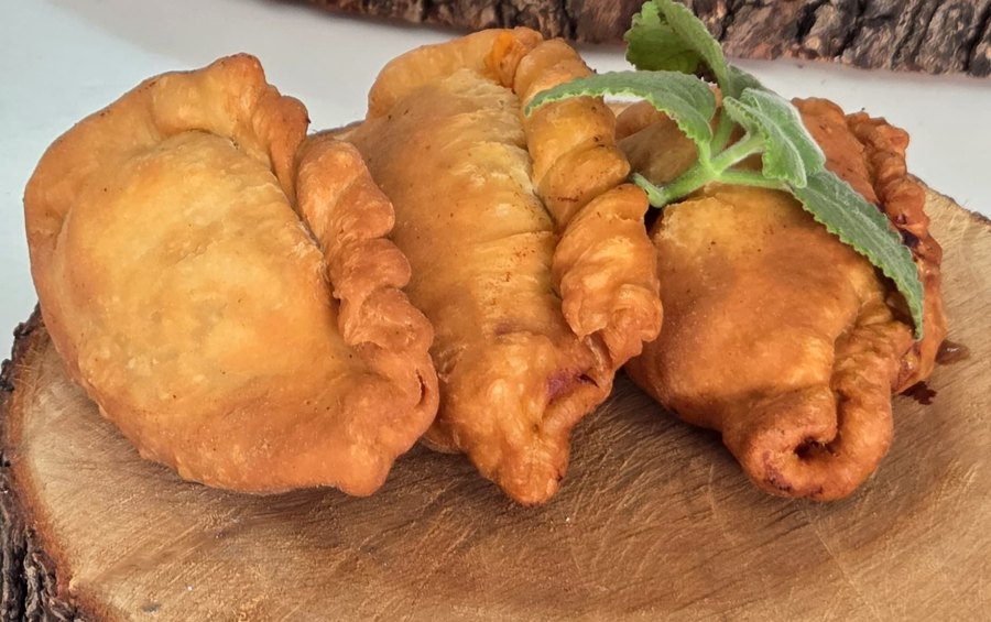 Trío de empanadas medianas